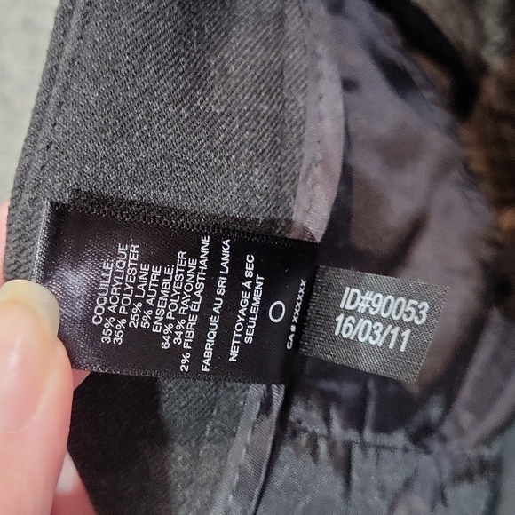 Express Shorts - Picture 12 of 12